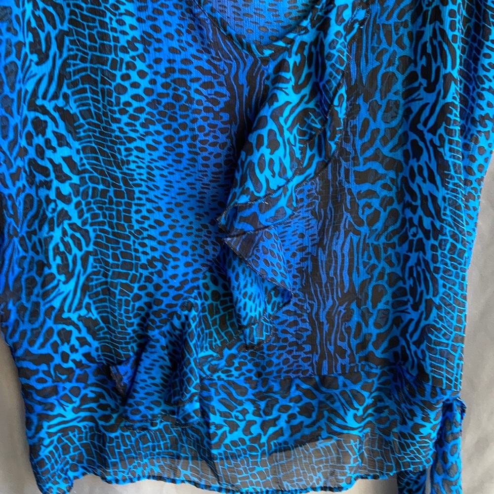 Blouse - Picture 2 of 3